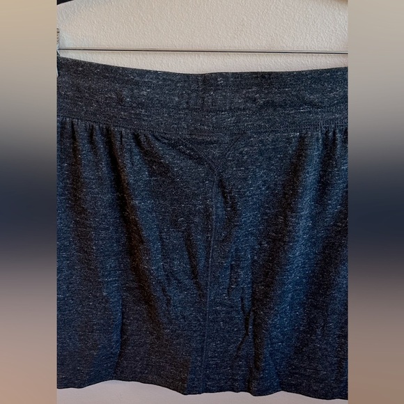 Nike Athletic Skirt Size Large Elastic Waistband Washed Black Side Pockets - Picture 5 of 9